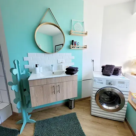 Le Ptit Cosy Апартаменты Bining